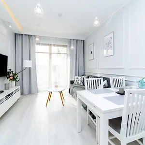 Apartament Bright - Neptun Park By Oneapartments, Gdańsk